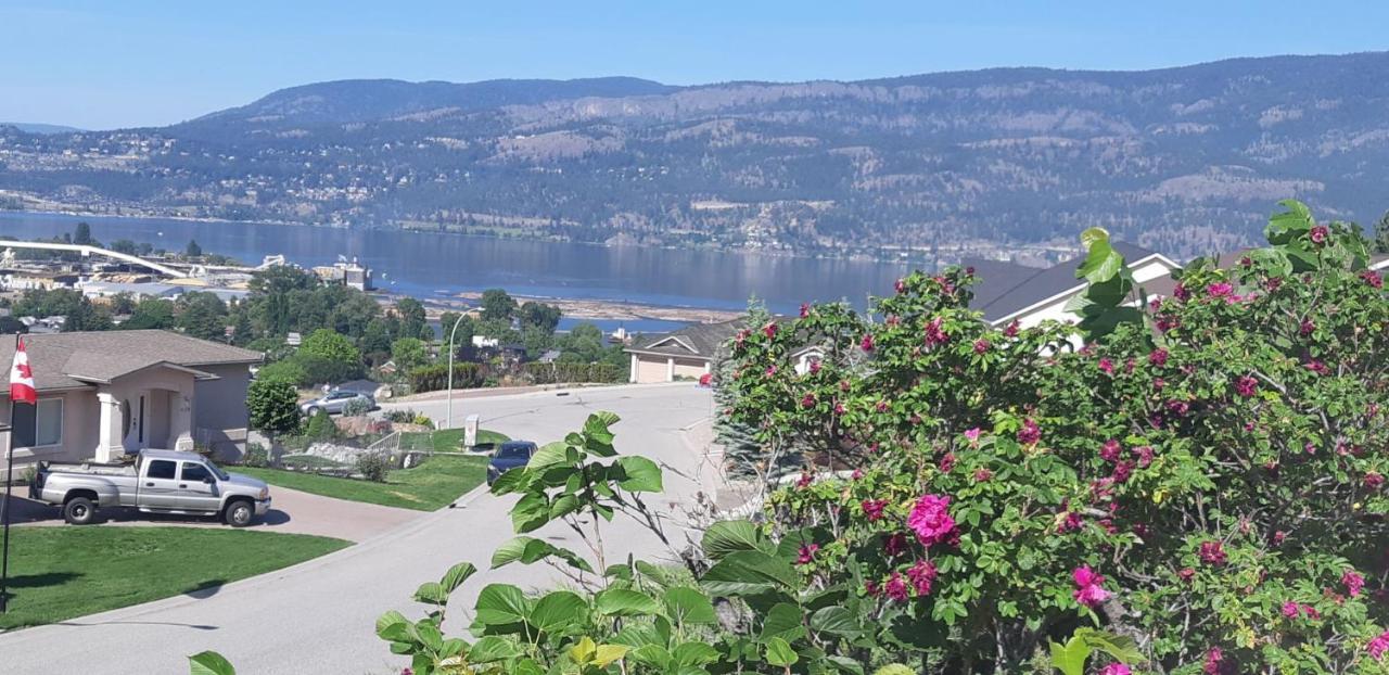 Lakeview House With 4 Rooms Kelowna Near Downtown & Knox Moutain Zewnętrze zdjęcie