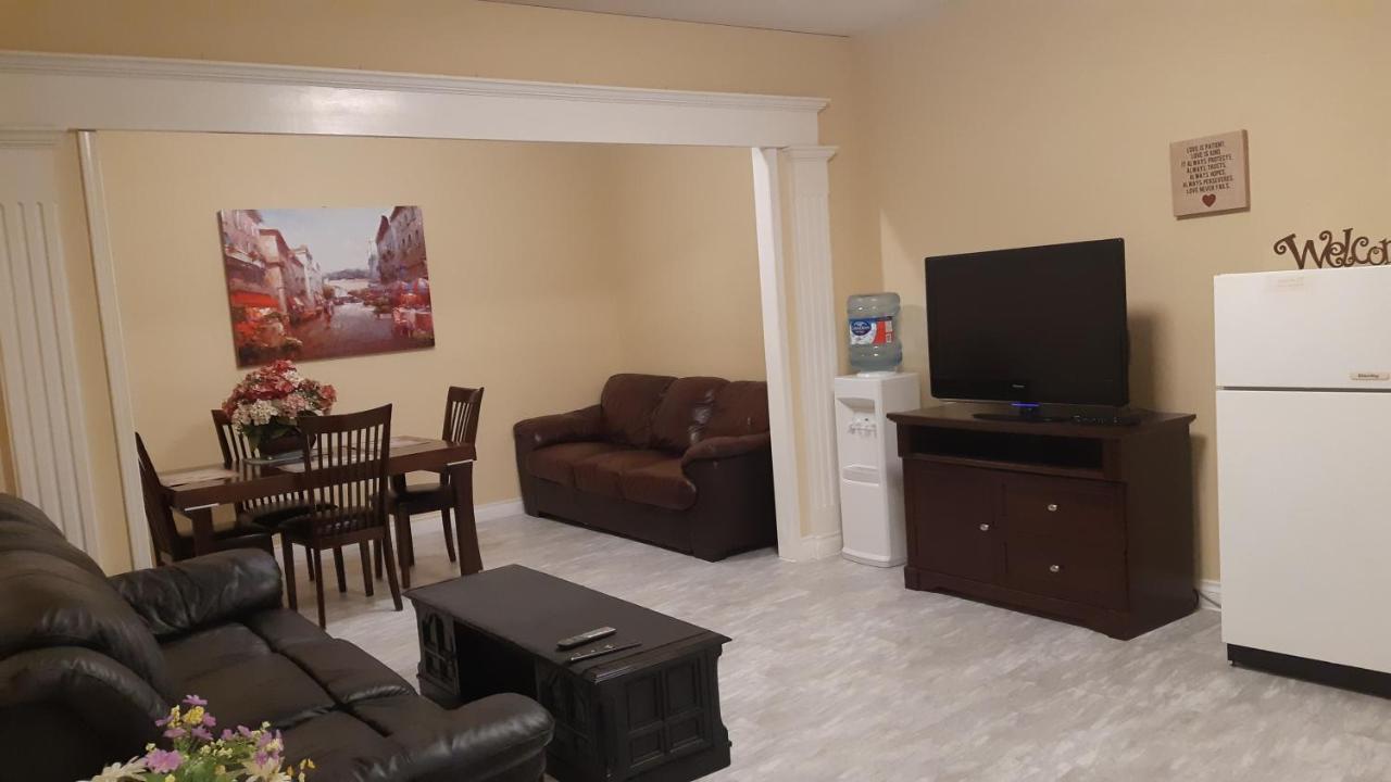 Lakeview House With 4 Rooms Kelowna Near Downtown & Knox Moutain Zewnętrze zdjęcie