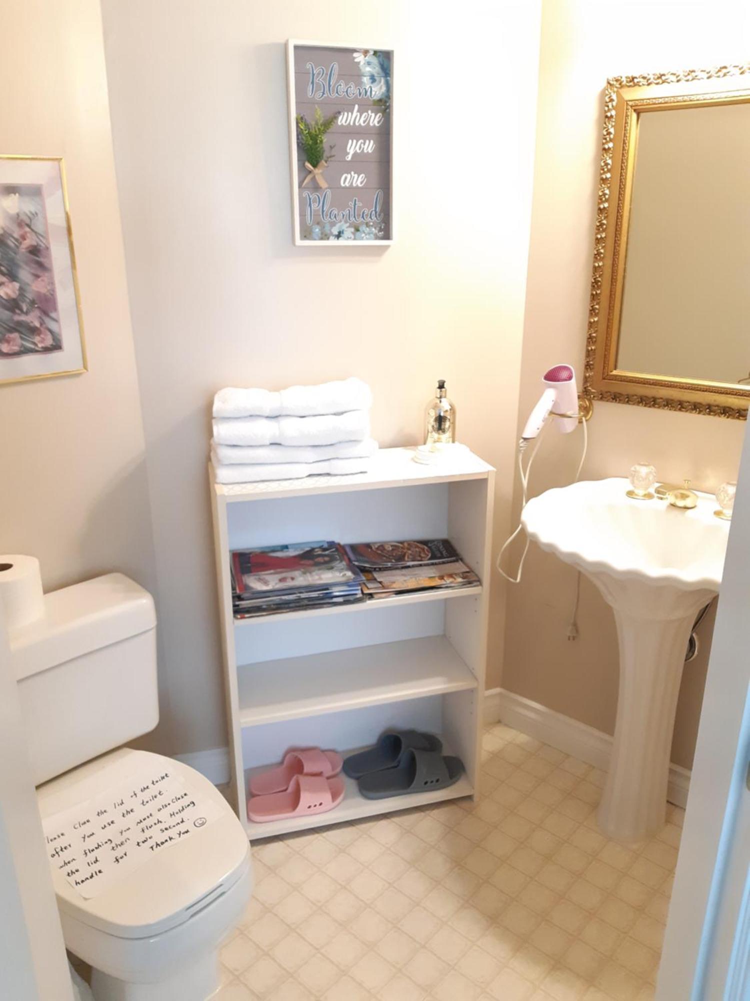 Lakeview House With 4 Rooms Kelowna Near Downtown & Knox Moutain Zewnętrze zdjęcie