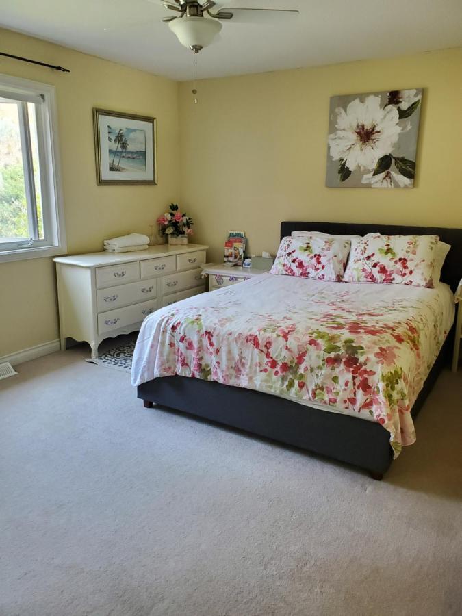 Lakeview House With 4 Rooms Kelowna Near Downtown & Knox Moutain Zewnętrze zdjęcie