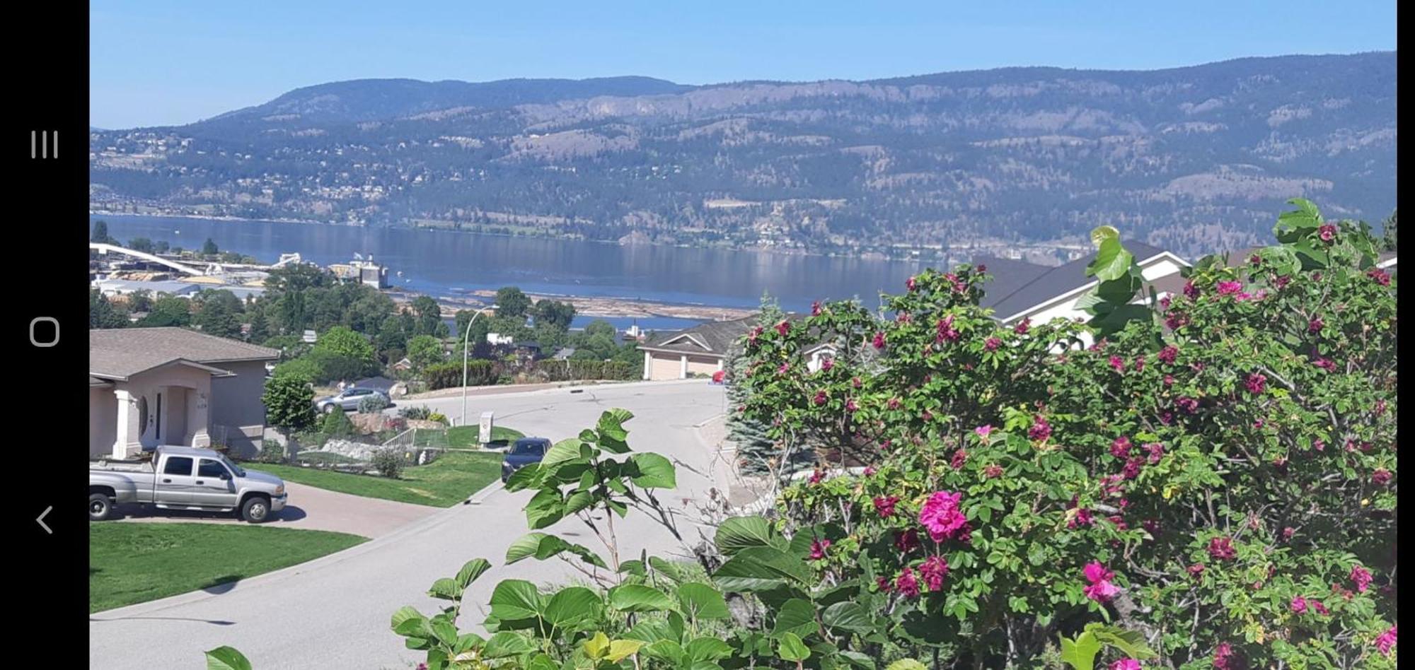 Lakeview House With 4 Rooms Kelowna Near Downtown & Knox Moutain Pokój zdjęcie