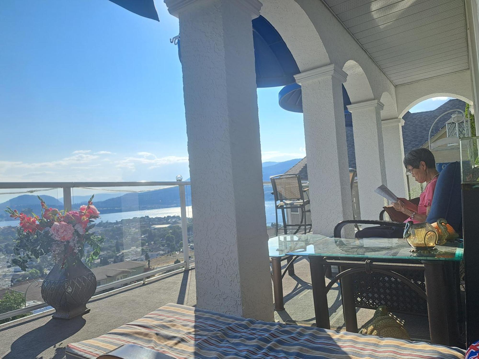 Lakeview House With 4 Rooms Kelowna Near Downtown & Knox Moutain Zewnętrze zdjęcie