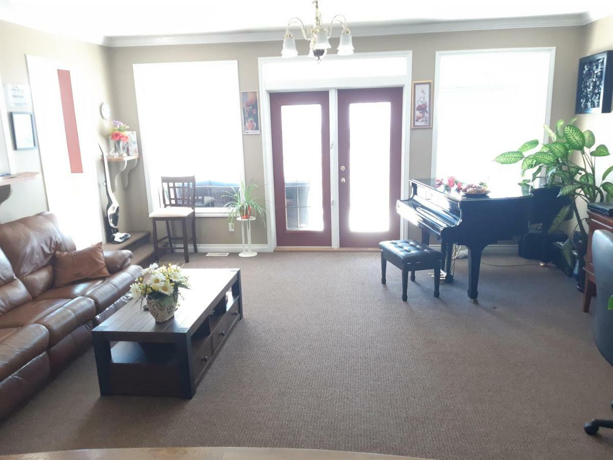 Lakeview House With 4 Rooms Kelowna Near Downtown & Knox Moutain Zewnętrze zdjęcie